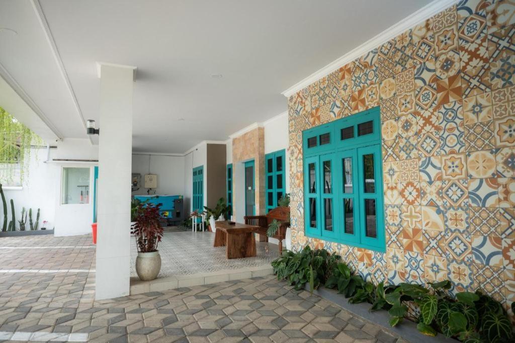 The Premiere Siti Hotel Jember Exterior photo